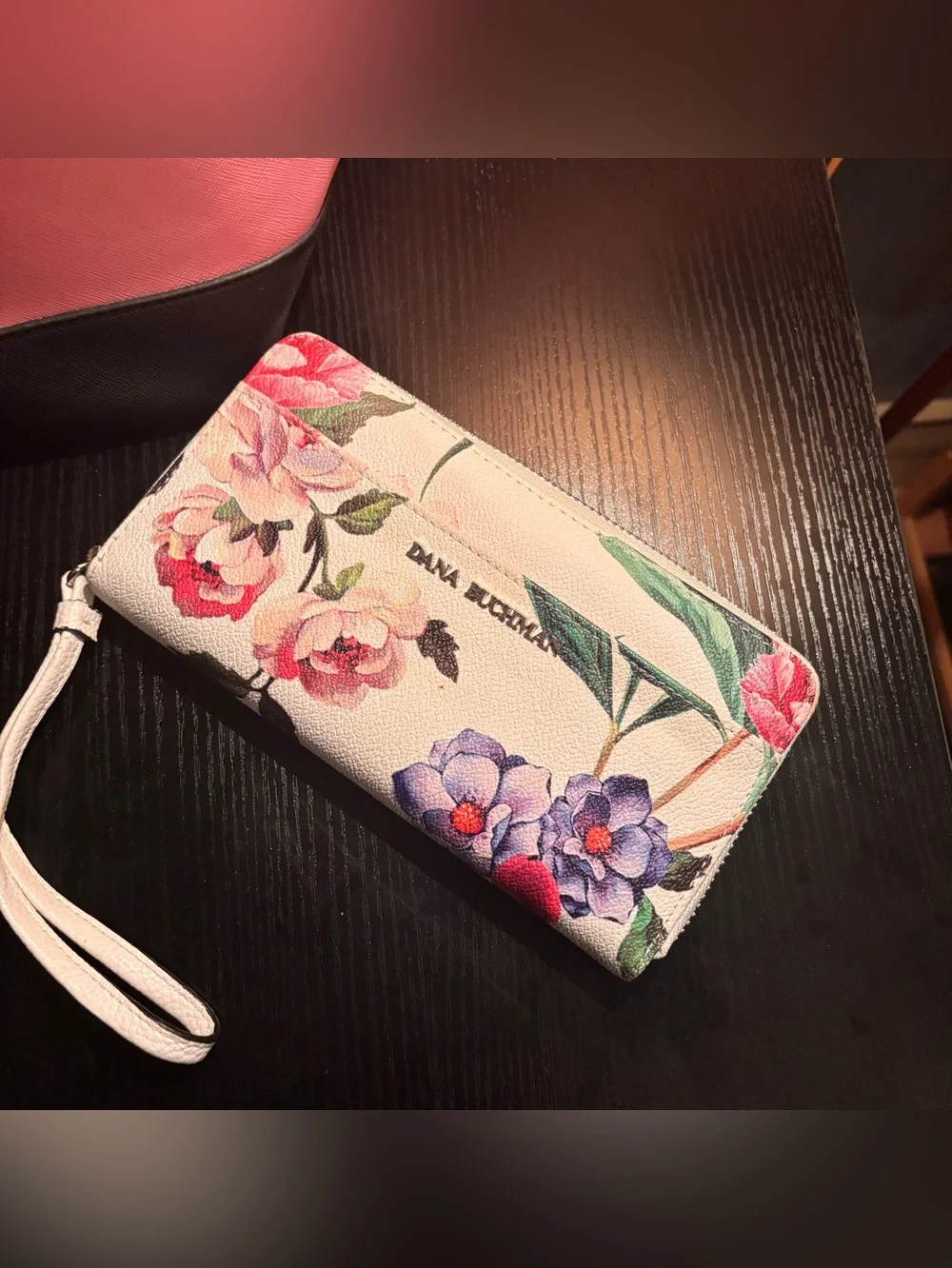 Dana Buchman White Floral Zip Wristlet Wallet